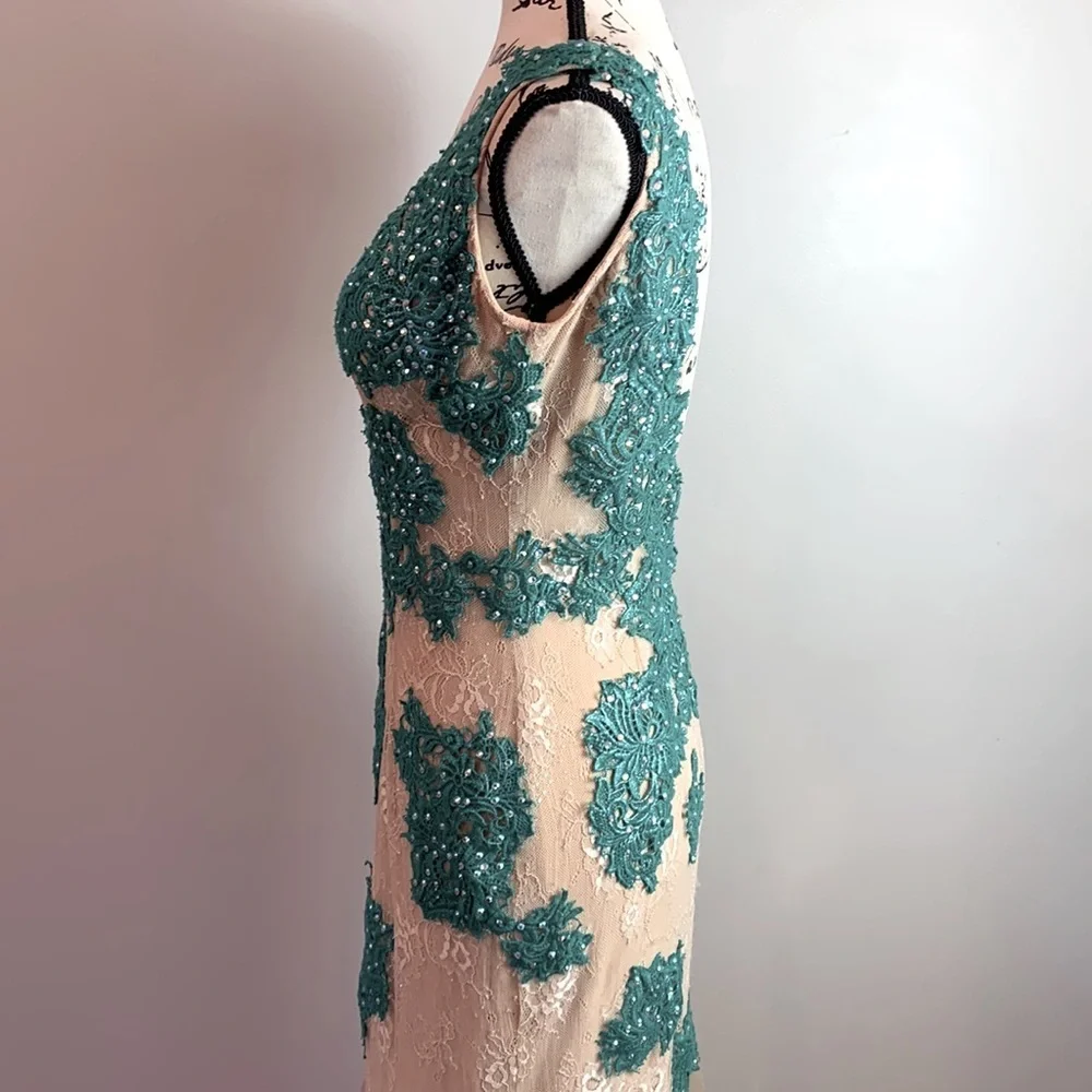 Jovanni Teal Lace And Tulle  Mermaid Gown - Picture 7 of 11